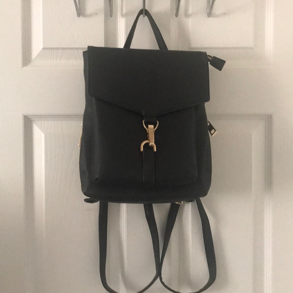 🛑🛑🛑SOLD🛑🛑🛑Lionel backpack/bag
